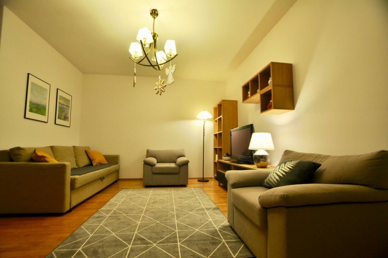 Mlociny Metro Apartment Warszawa Eksteriør bilde